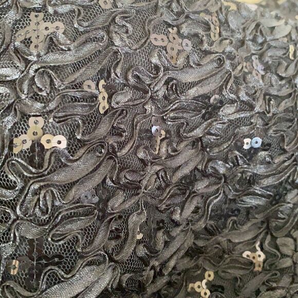 Decode 1.8 LBD Lace & Sequin 50’s Style Dress - Picture 14 of 15